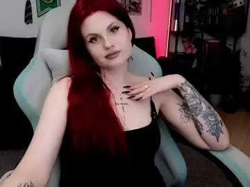 Chaturbate Best live sex cam show of dellacrush_