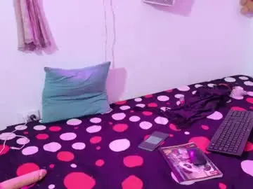 Chaturbate Live Sex Cam of rihanna_hotx