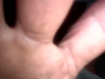 Chaturbate Best live sex cam show of robertsaiz4200