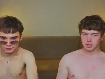 Chaturbate Live Sex Cam of boicute