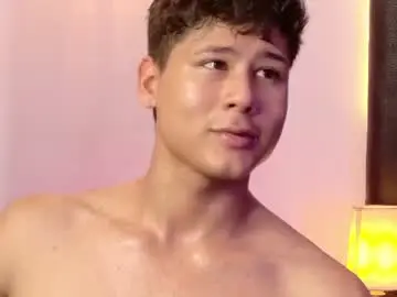 Chaturbate Live Sex Cam of rayden_boy