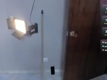 Chaturbate Live Sex Cam of nalapalmer