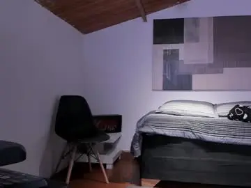 Chaturbate Free Live Porn of adesypersefonevg