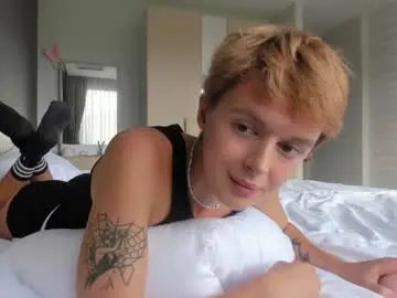 Chaturbate Adult Video Chat of angel_andreww