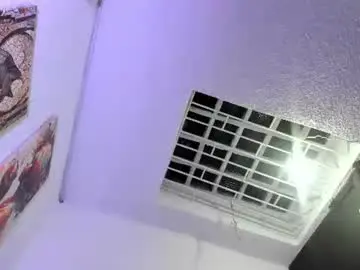 Chaturbate Free Live Porn of naniis_wish