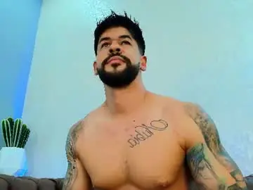 Chaturbate Nude Webcam of petesevans_1
