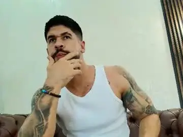 Chaturbate Live Sex of petesevans_1
