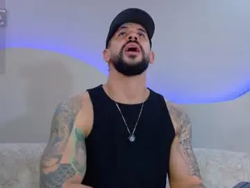 Chaturbate Nude Webcam of petesevans_1
