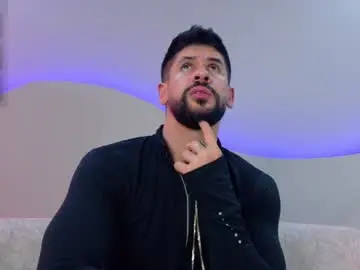 Chaturbate Live Porn of petesevans_1