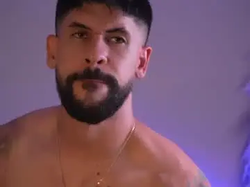 Chaturbate Watch Live Sex Cams of petesevans_1