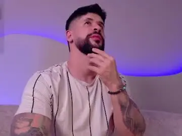 Chaturbate Free Porn Cam of petesevans_1