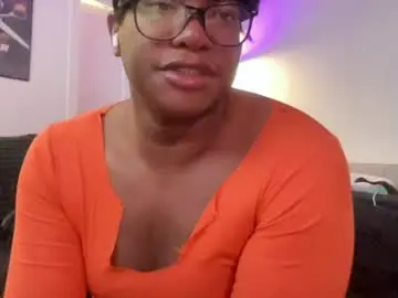 Chaturbate Adult Webcams of sissyblkgoddess858860