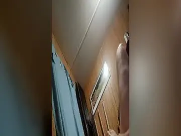 Chaturbate Nude Webcam of michael926880