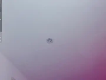 Chaturbate Live Sex Cam of kenziesharik
