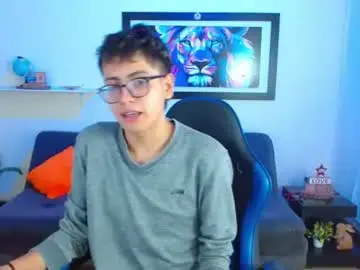Chaturbate Adult Video Chat of alexcum_18