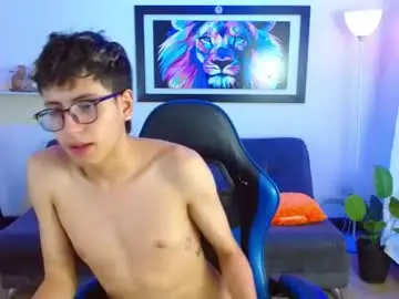 Chaturbate Live Sex of alexcum_18