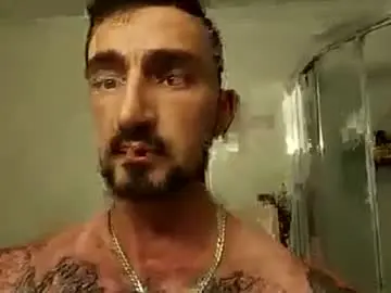 Chaturbate Live Sex of benhard90