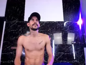 Chaturbate Live Sex Cam of leo_vesper
