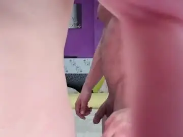 Chaturbate Live Sex Cam of twinkanddaddy_69