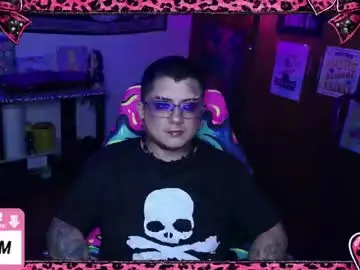 Chaturbate Free Porn Cam of ftmbiggestclit