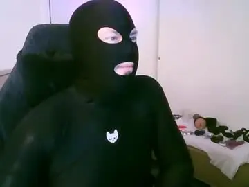Chaturbate Live Sex Cam of latexminheadroom