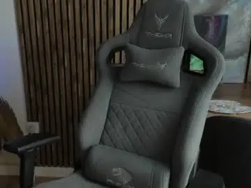 Chaturbate Free Live Porn of oliverrgroove