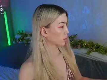 Chaturbate Best live sex cam show of lindathackerr