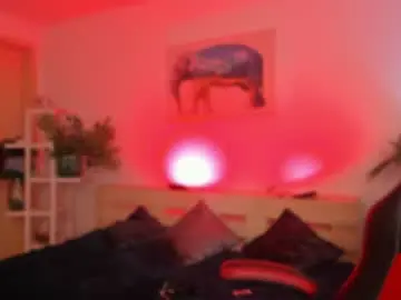 Chaturbate Live Sex Cam of miiaa_stone