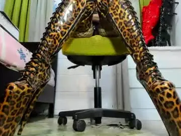Chaturbate Free Porn Cam of mistresstiffany69