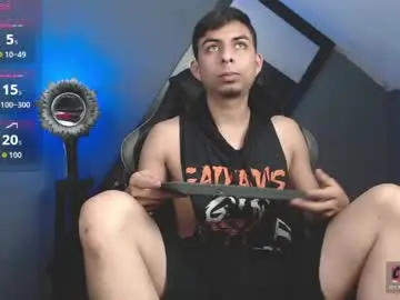 Chaturbate Watch Live Sex Cams of mralpha_latino