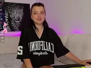 Chaturbate Sex Cam of emmy_mouse