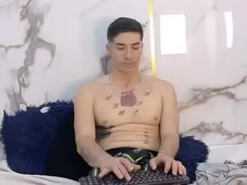 Chaturbate Live Sex Cam of michaelblackwood_