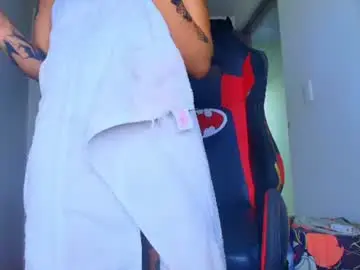 Chaturbate Private Sex Chat of selina_kyl3