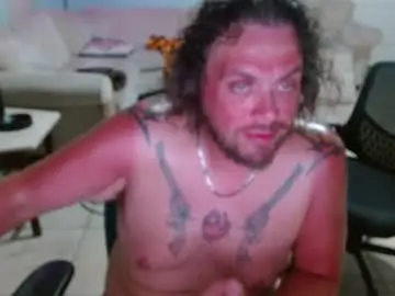 Chaturbate Sex Cam of 2dirtyhillbillies
