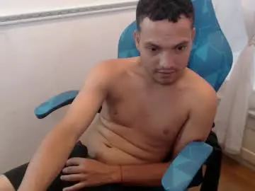 Chaturbate Watch Live Sex Cams of brian_waller