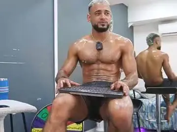 Chaturbate Adult Webcam of emilio_brandon