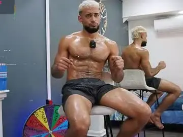 Chaturbate Nude Webcam of emilio_brandon