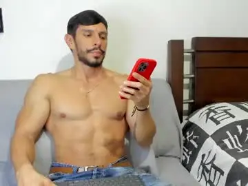 Chaturbate Free Porn Cam of kevin_malone22