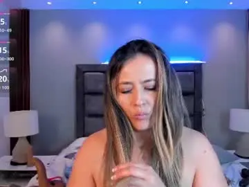 Chaturbate Nude Webcam of susann_ross