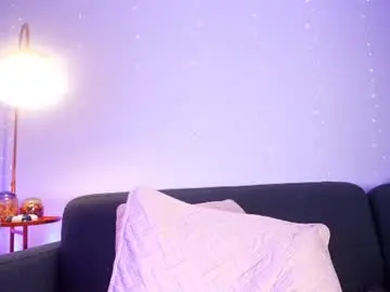 Chaturbate Watch Live Sex Cams of littlee33