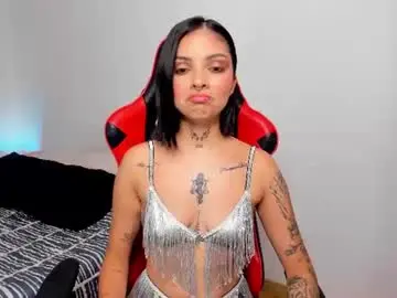 Chaturbate Live Sex Cam of hannah_miltonn