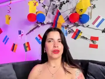 Chaturbate Private Sex Chat of angeliqueboyer__