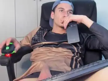 Chaturbate Best live sex cam show of dominic_radccliffe