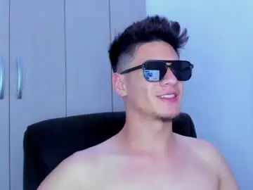 Chaturbate Sex Cam of dominic_radccliffe