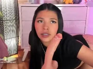 Chaturbate Free Porn Cam of missesmeralda