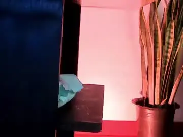 Chaturbate Sex Chat of kenia_thompsom01