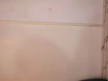 Chaturbate Live Sex Cam of alyssa_joness