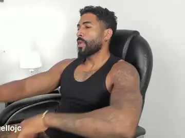 Chaturbate Watch Live Sex Cams of xtipp3r