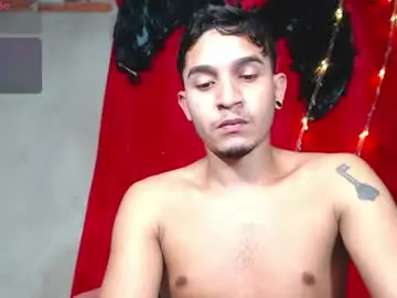 Chaturbate Live Porn of angel_latinboy