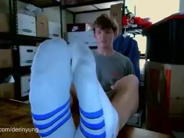 Chaturbate Nude Webcam of deeyungguy